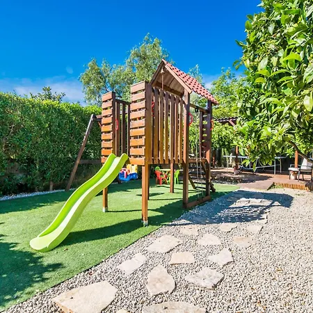 4 Bedroom In * インカ