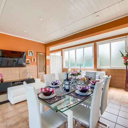 4 Bedroom In